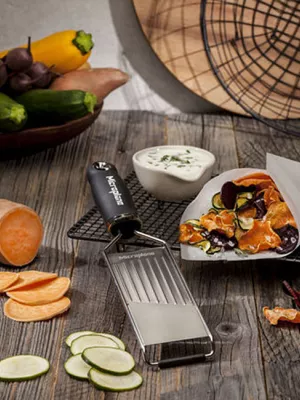 Ensemble Mandoline et râpe zesteur Gourmet Microplane