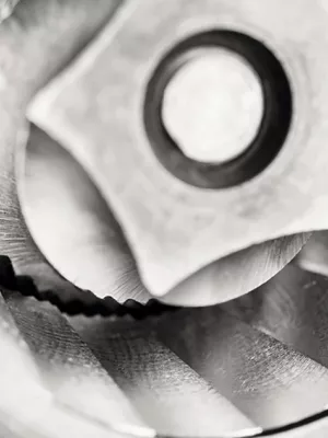 Cafetière Essential Noire avec Ecran LCD Krups