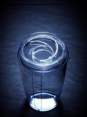 Shaker à Vinaigrette Cole & Mason