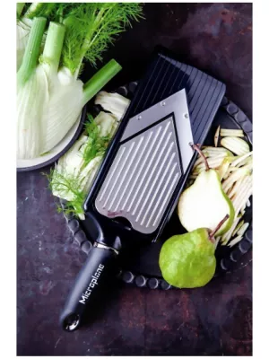 Mandoline en V avec râpe à julienne Microplane