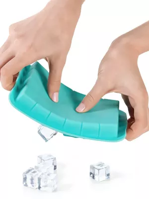 Bac à Petits Glaçons avec Couvercle Oxo