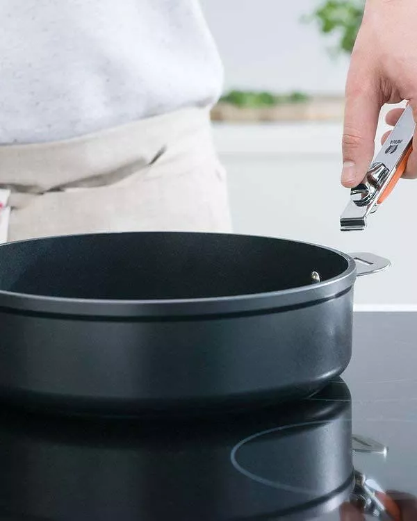 Produit Sauteuse Forgée Poignée Amovible Modulo Beka Image